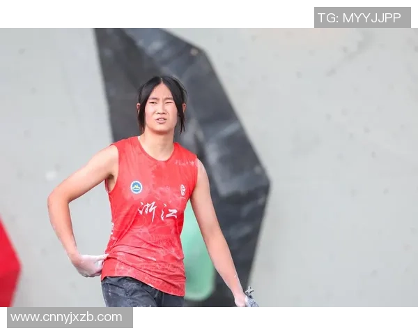 武汉飞盘队在世界攀岩锦标赛中以85分稳居积分榜首位